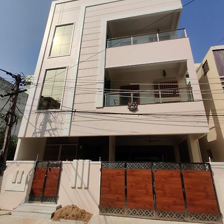 Sk Nivas Villa Tirupati Kültér fotó